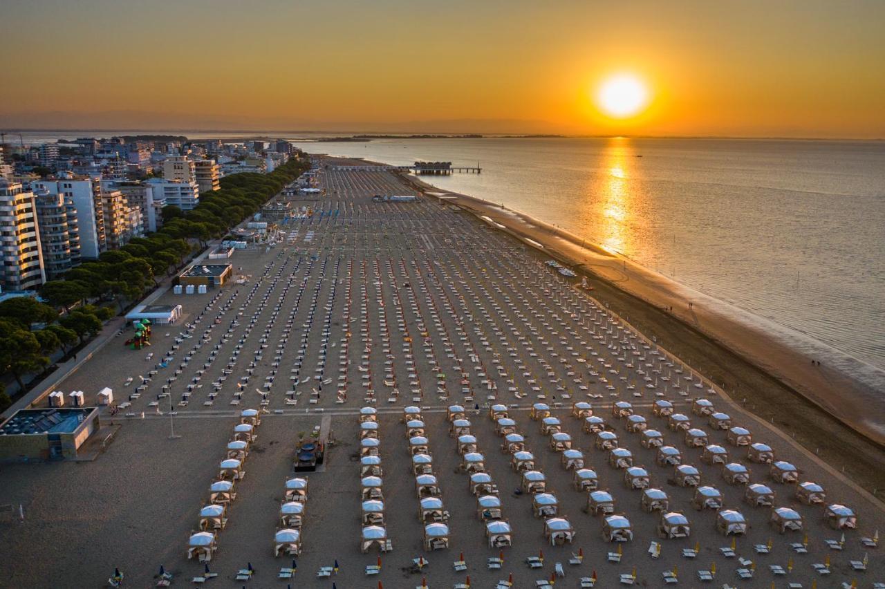 Appartamenti Lucerna Lignano Sabbiadoro Eksteriør bilde
